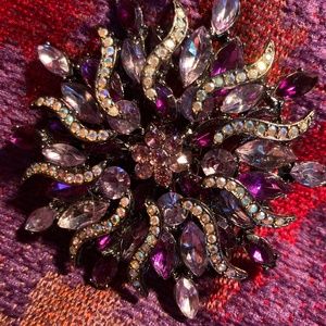 Vintage Rhinestone Brooch